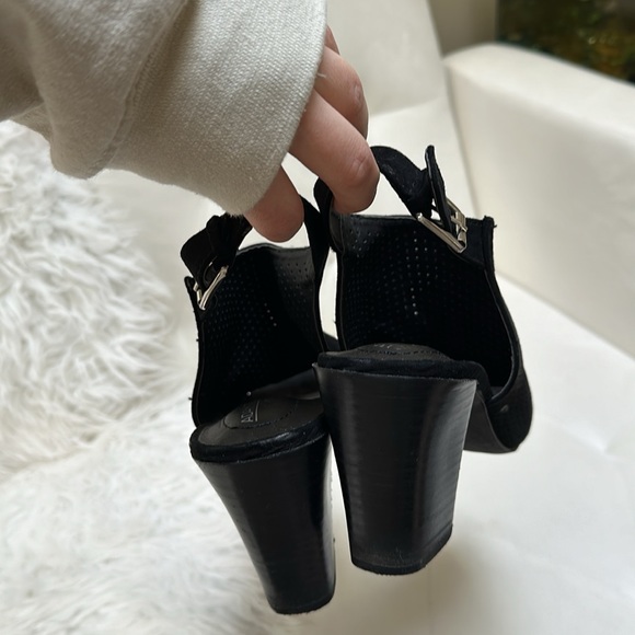 Black chunky open toe heel Adam Tucker mules size 7 - Picture 4 of 6